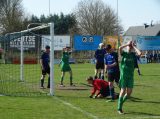 S.K.N.W.K. JO17-1 - Luctor Heinkenszand JO17-2 (comp.) voorjaar seizoen 2021-2022 (51/87)